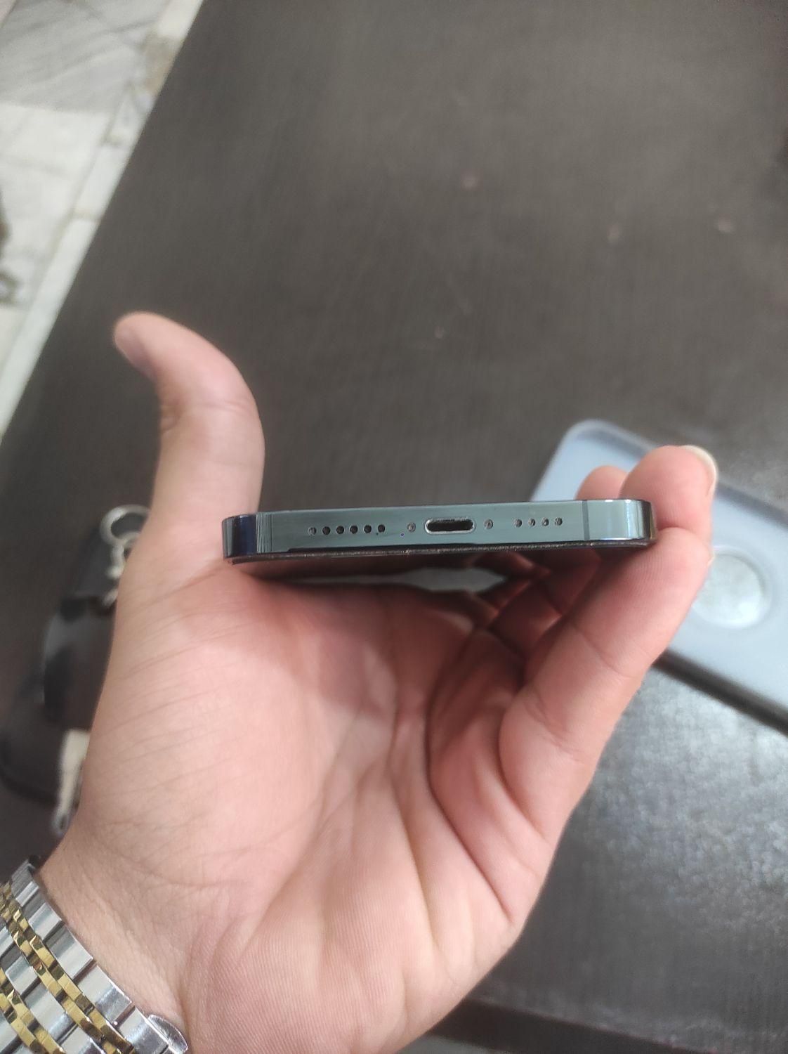 اپل iPhone 12 Pro Max با حافظهٔ ۲۵۶ گیگابایت|موبایل|کرج, ملارد|دیوار