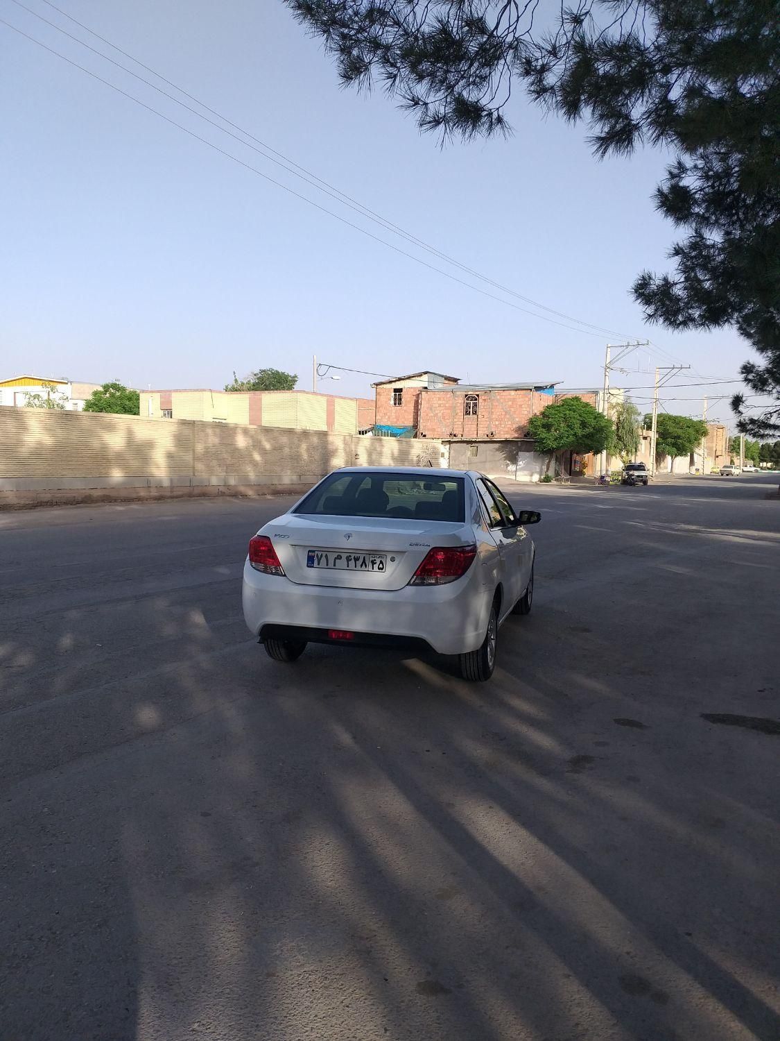 دنا پلاس 5 دنده ساده EF7، مدل ۱۳۹۸ خانگی|خودرو سواری و وانت|کرمان, |دیوار