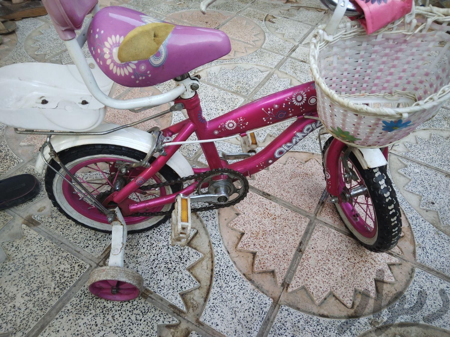 دوچرخه دخترانه ۱۲ سالم|دوچرخه، اسکیت، اسکوتر|لاهیجان, |دیوار