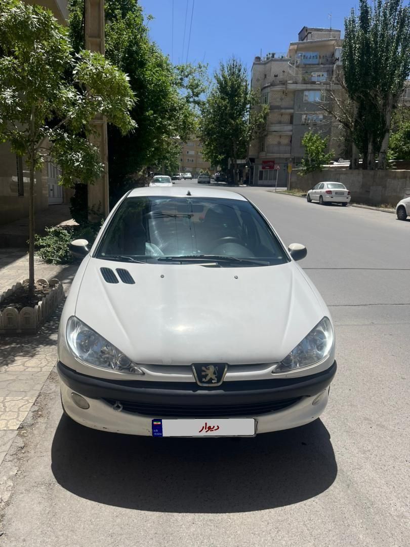 پژو 206 تیپ ۲، مدل ۱۳۸۱|خودرو سواری و وانت|همدان, |دیوار
