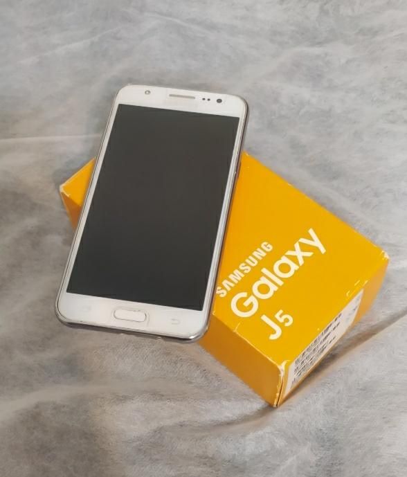 سامسونگ Galaxy J5 با حافظهٔ ۸ گیگابایت|موبایل|تهران, صد دستگاه|دیوار