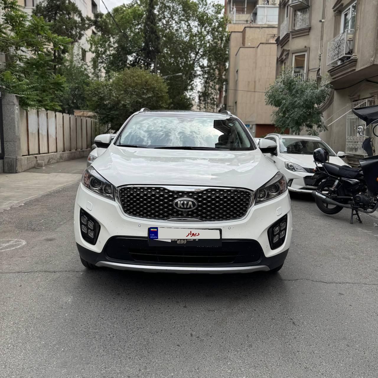 کیا سورنتو مدل ۲۰۱۷|خودرو سواری و وانت|تهران, نیلوفر|دیوار
