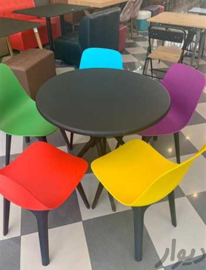 میز و صندلی ناهارخوری غذاخوری پلاستیکی|صندلی و نیمکت|تهران, جیحون|دیوار