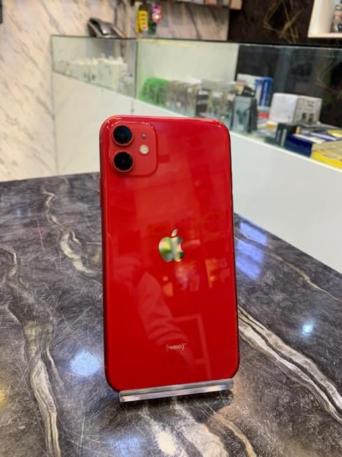 اپل iPhone 11 با حافظهٔ ۶۴ گیگابایت|موبایل|اصفهان, جلفا|دیوار