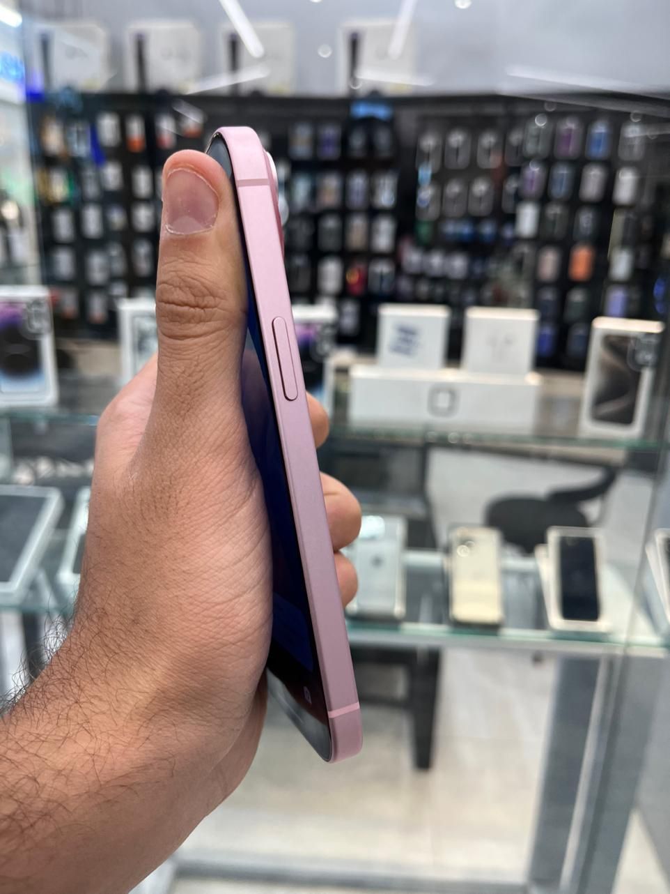اپل iPhone 15 با حافظهٔ ۱۲۸ گیگابایت|موبایل|تهران, صادقیه|دیوار