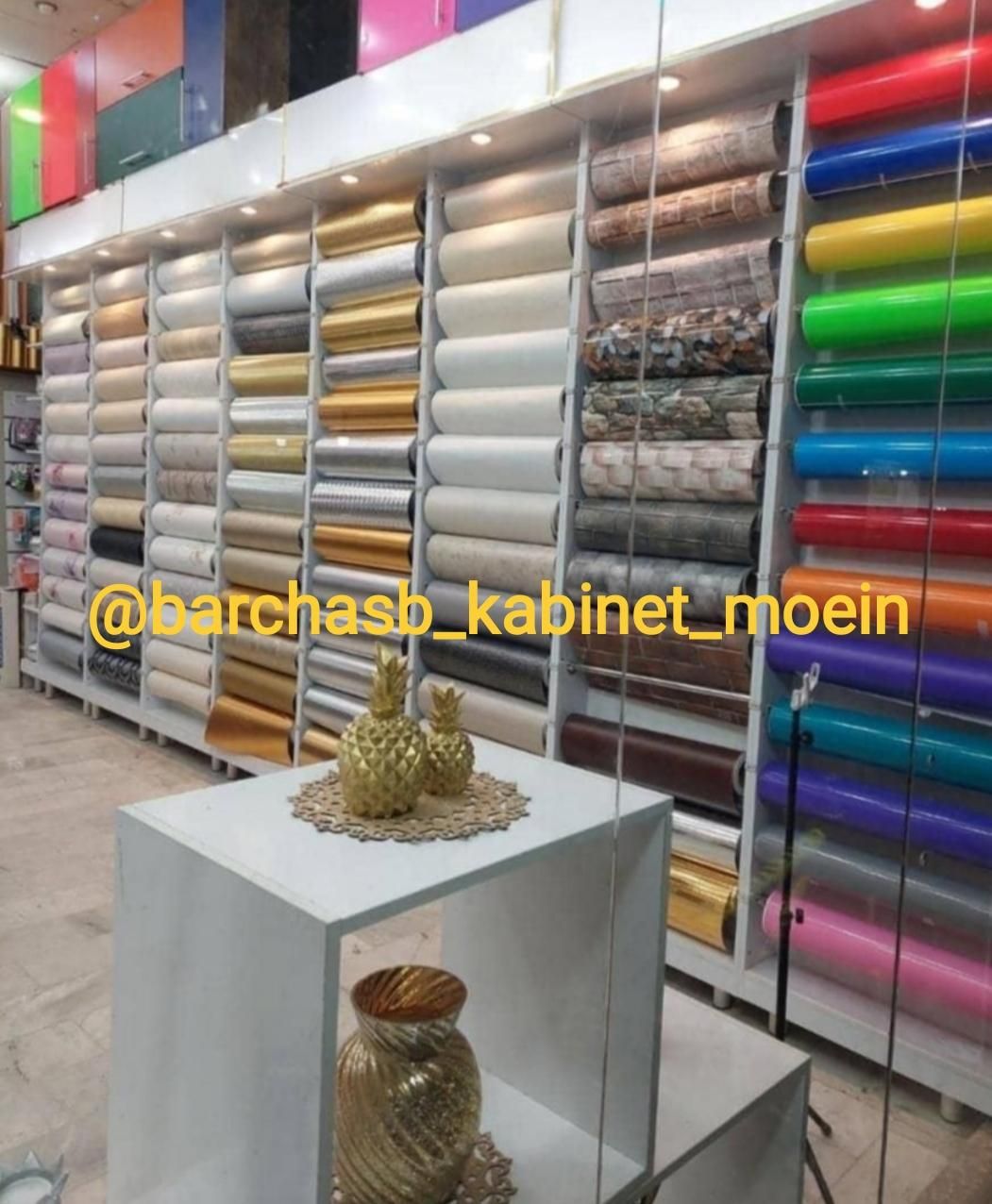 برچسب کابینت هایگلاس با نصب حرفه ای|خدمات پیشه و مهارت|ارومیه, |دیوار
