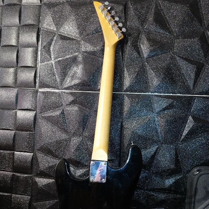 گیتار الکتریک Aria pro 2 آریا پرو mad axe|گیتار، بیس و امپلیفایر|تهران, افسریه|دیوار