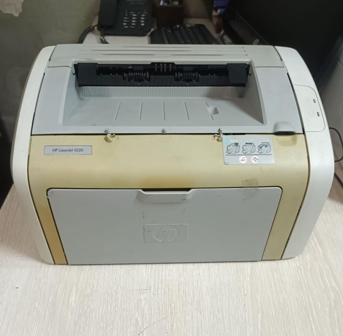 پرینتر پر قدرت HP لیزری سیاه و سفید مدل ۱۰۲۰ HP|پرینتر، اسکنر، کپی، فکس|اسلام‌شهر, |دیوار