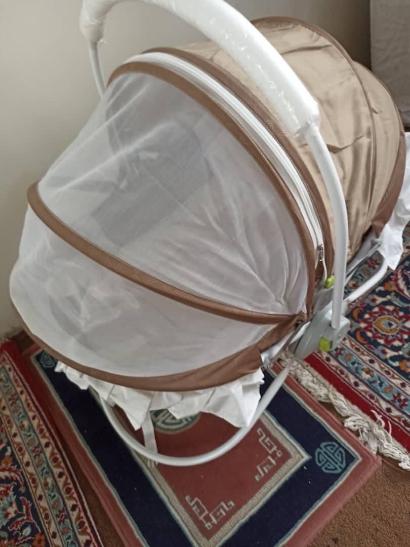 گهواره|تخت و صندلی بچه|تهران, نازی‌آباد|دیوار