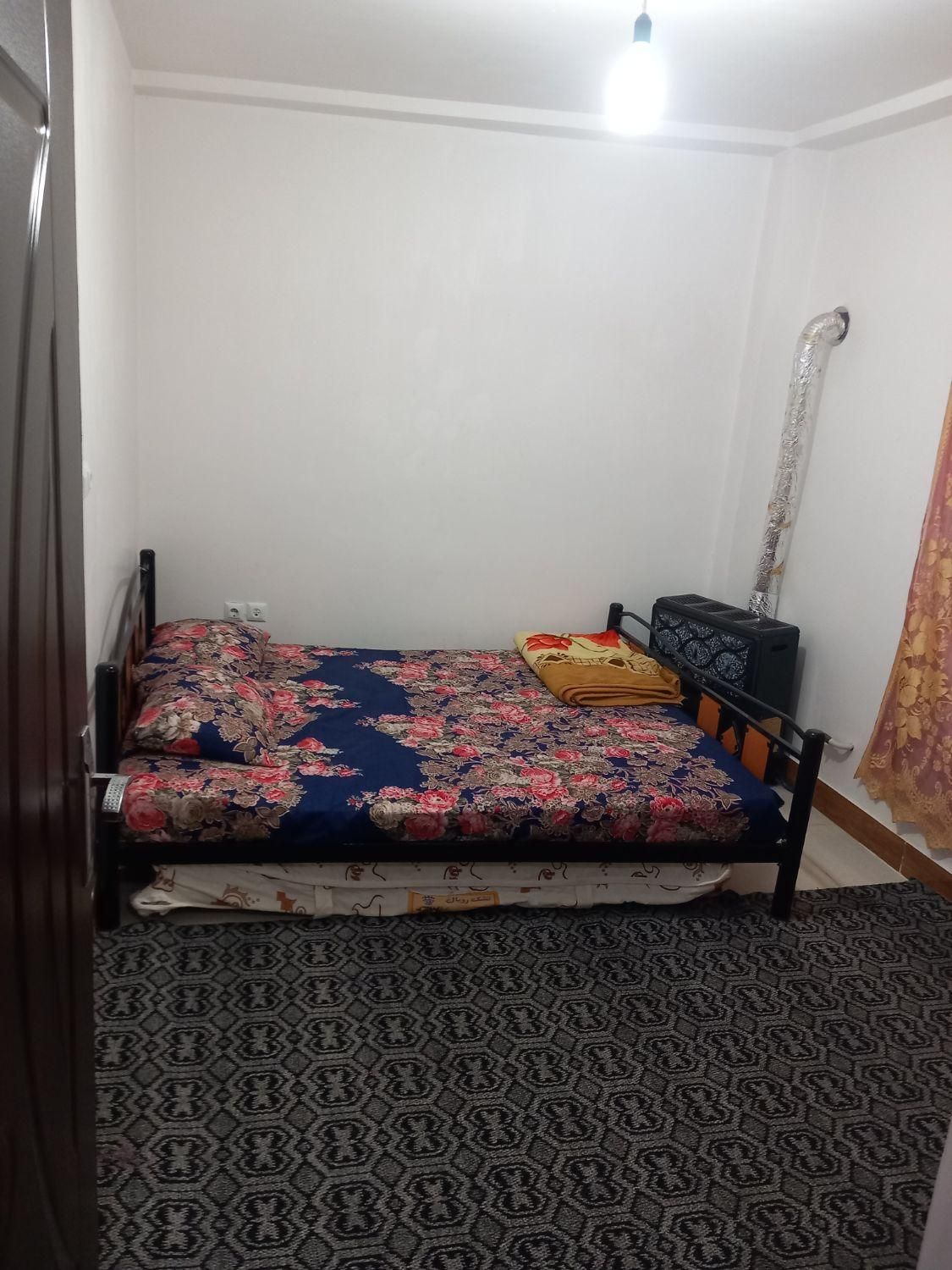 منزل تمیز پارکینگدار در نخجیر|اجارهٔ کوتاه‌مدت آپارتمان و سوئیت|لاهیجان, لیالستان|دیوار