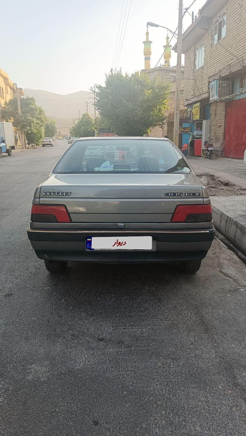 پژو 405 GLX - دوگانه سوز CNG، مدل ۱۳۸۹|خودرو سواری و وانت|شیراز, احمدآباد|دیوار