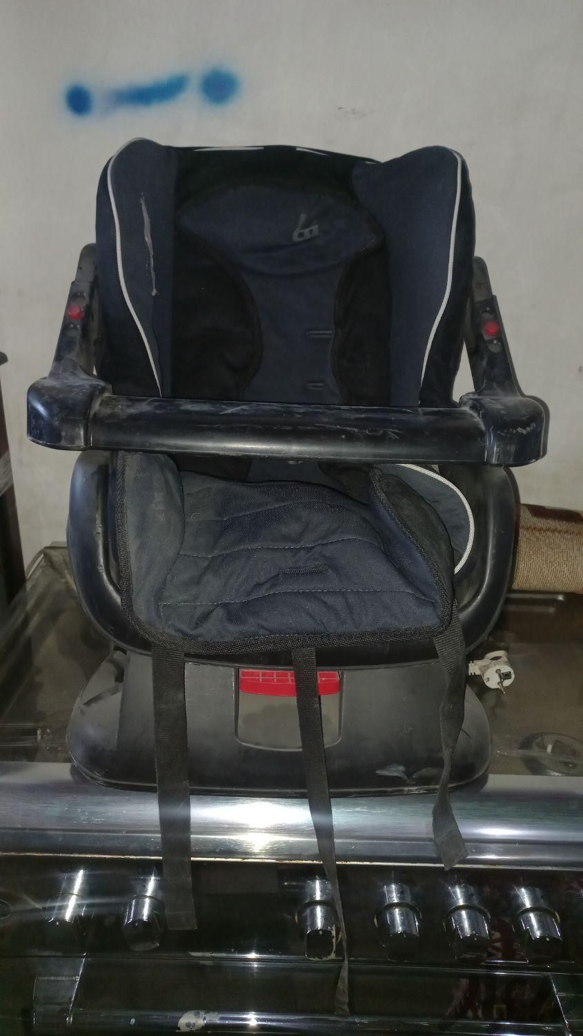 صندلی ماشین کودک|تخت و صندلی بچه|همدان, |دیوار