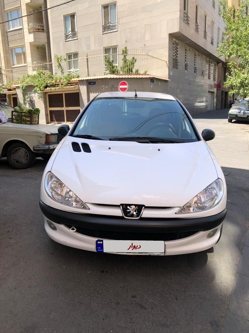 پژو ۲۰۶ تیپ ۲ مدل ۹۸|خودرو سواری و وانت|تهران, امین حضور|دیوار
