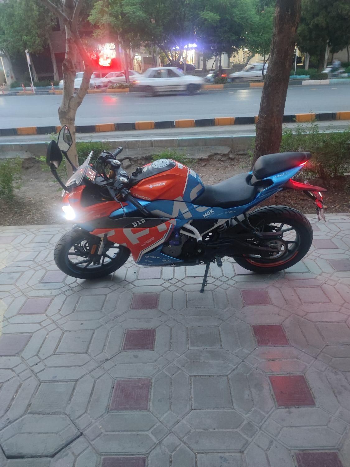 Cf250|موتورسیکلت|اصفهان, شهرک کاوه|دیوار