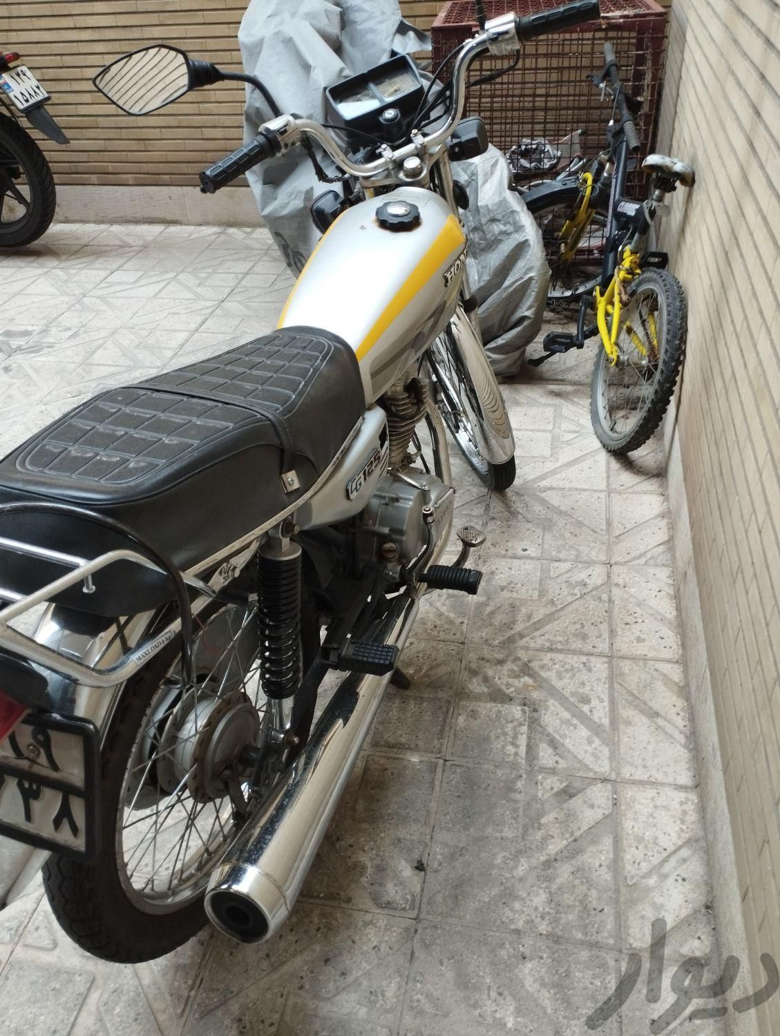 موتور هندا ۱۲۵ مدل ۸۶|موتورسیکلت|تهران, جنت‌آباد مرکزی|دیوار
