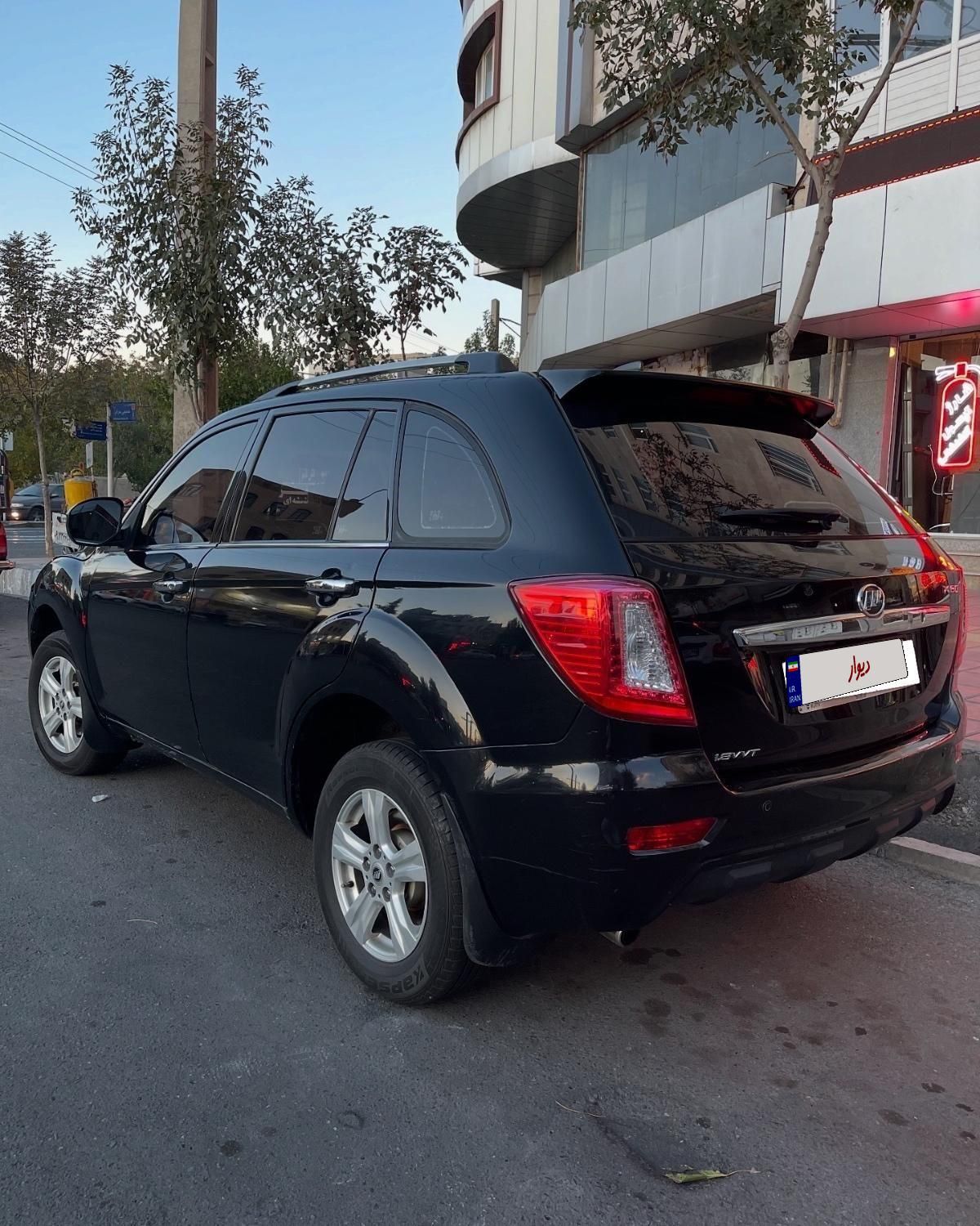 لیفان X60 دنده هیلمنی مدل ۹۳ سلامت بشرط|خودرو سواری و وانت|کرج, مصباح|دیوار