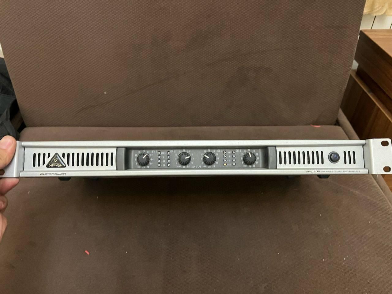 آمپلی فایر بهرینگر Behringer EPQ304|گیتار، بیس، امپلیفایر|پردیس, |دیوار