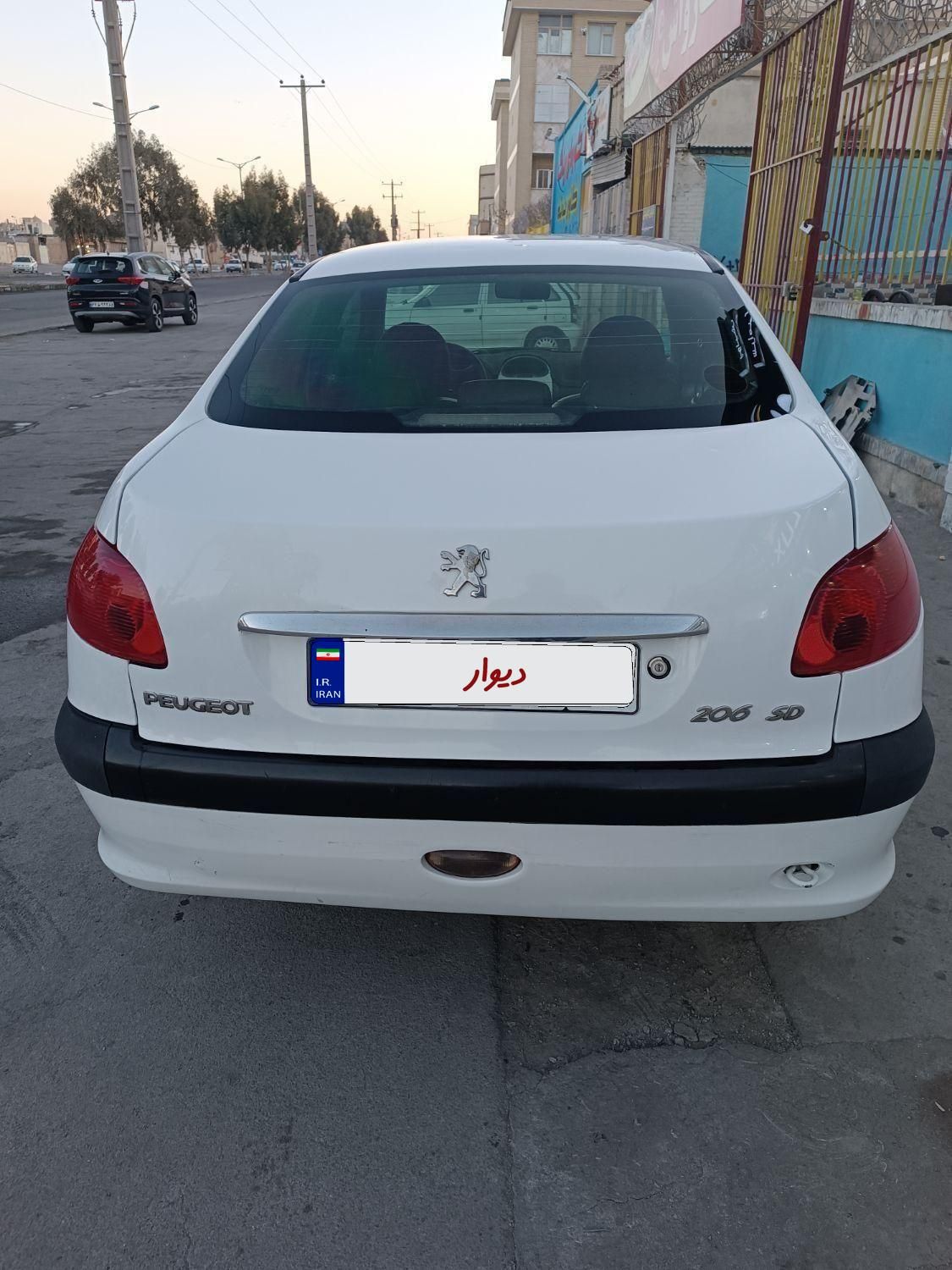 ۲۰۶ صندوقدار وی هشت|خودرو سواری و وانت|زاهدان, |دیوار