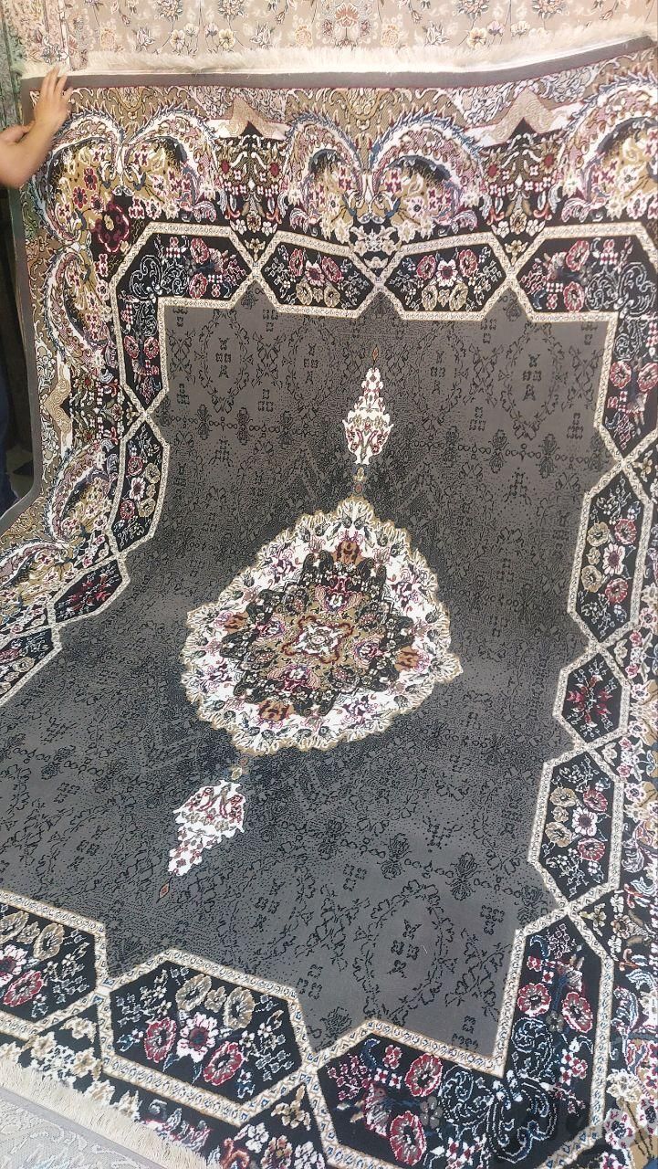 فرش ۱۲ متری ماشینی هالیدی فیلی|فرش|کرج, حسین‌آباد|دیوار