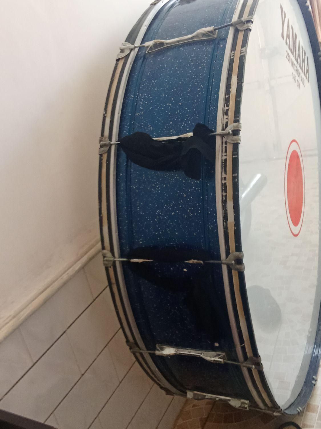 طبل ۱۴۰|درام و پرکاشن|کاشمر, |دیوار