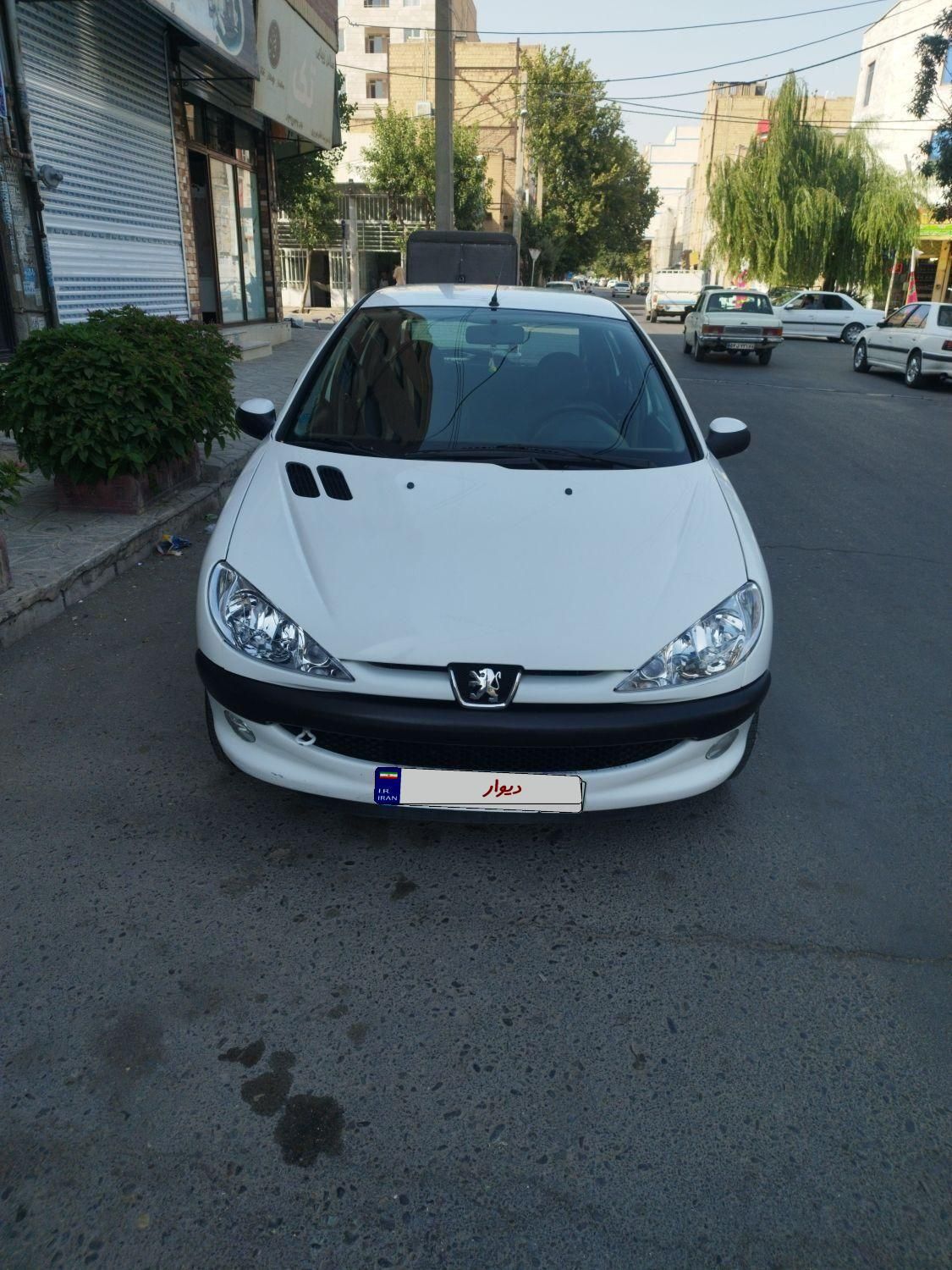پژو 206 تیپ ۲، مدل ۱۳۹۳کم کارکرد|خودرو سواری و وانت|نیشابور, باغ نو|دیوار