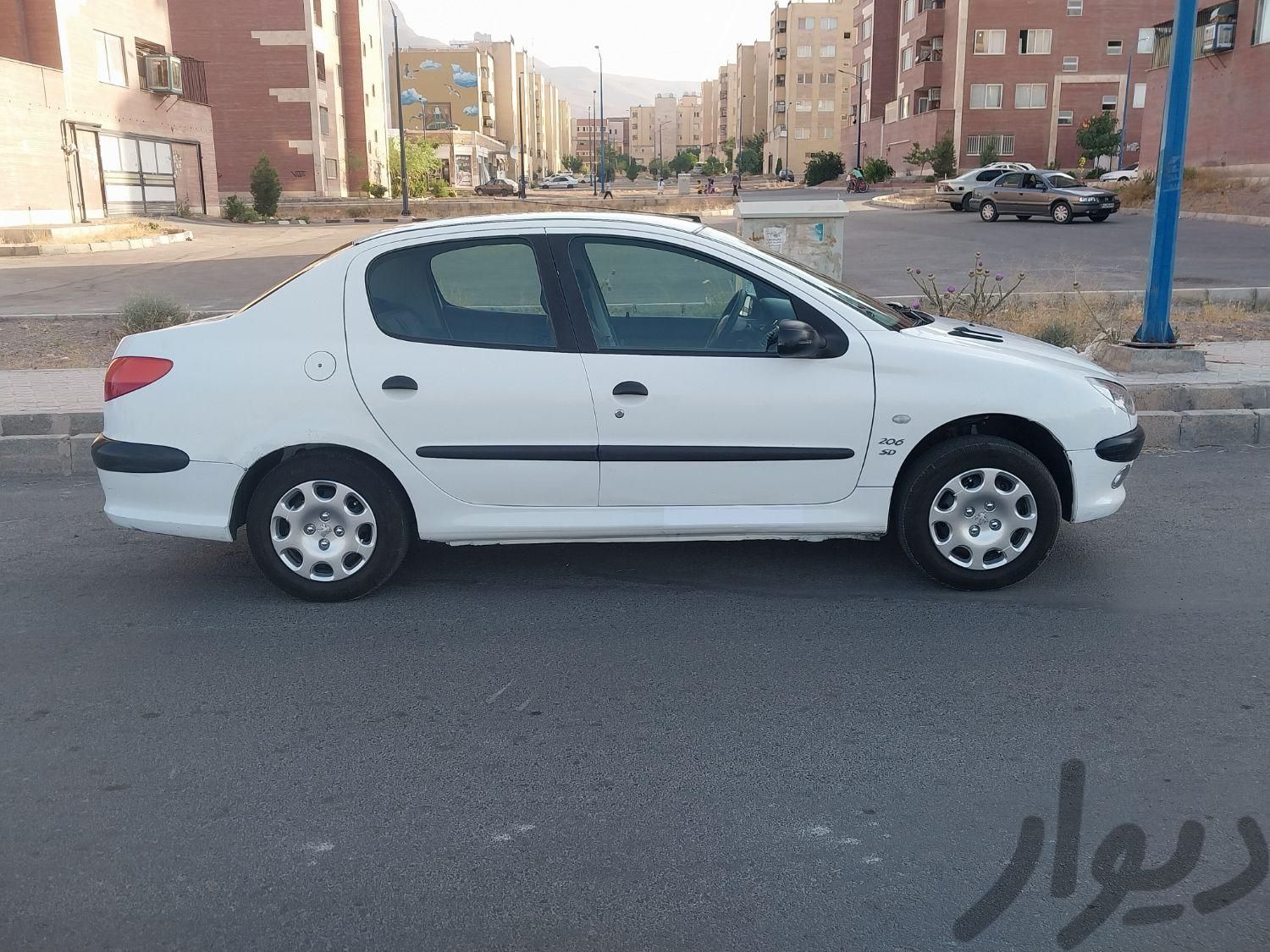 پژو 206 SD V8، مدل ۱۳۸۹tu5فرانسه