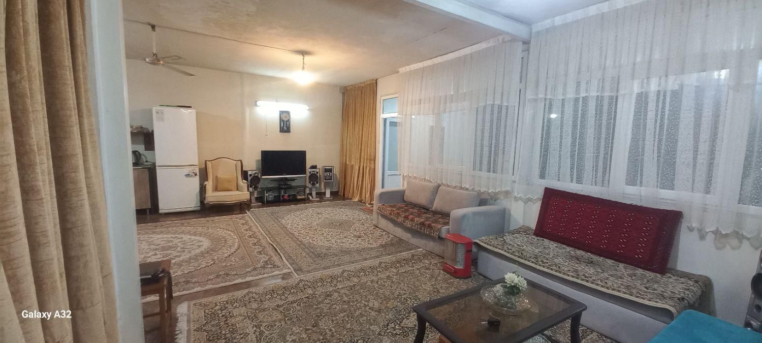 اجاره ویلا باغ روزانه دنج در شرق تهران (پارچین)|اجارهٔ کوتاه‌مدت ویلا و باغ|تهران, سرخه حصار|دیوار