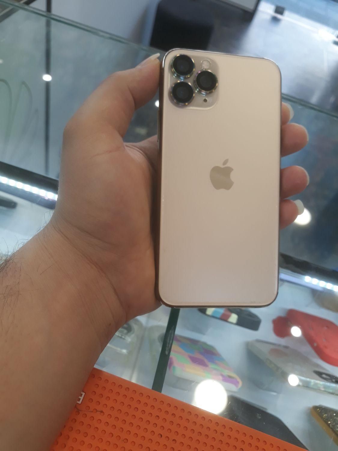 اپل iPhone 11 Pro ۲۵۶ گیگابایت|موبایل|تهران, کوی بیمه|دیوار