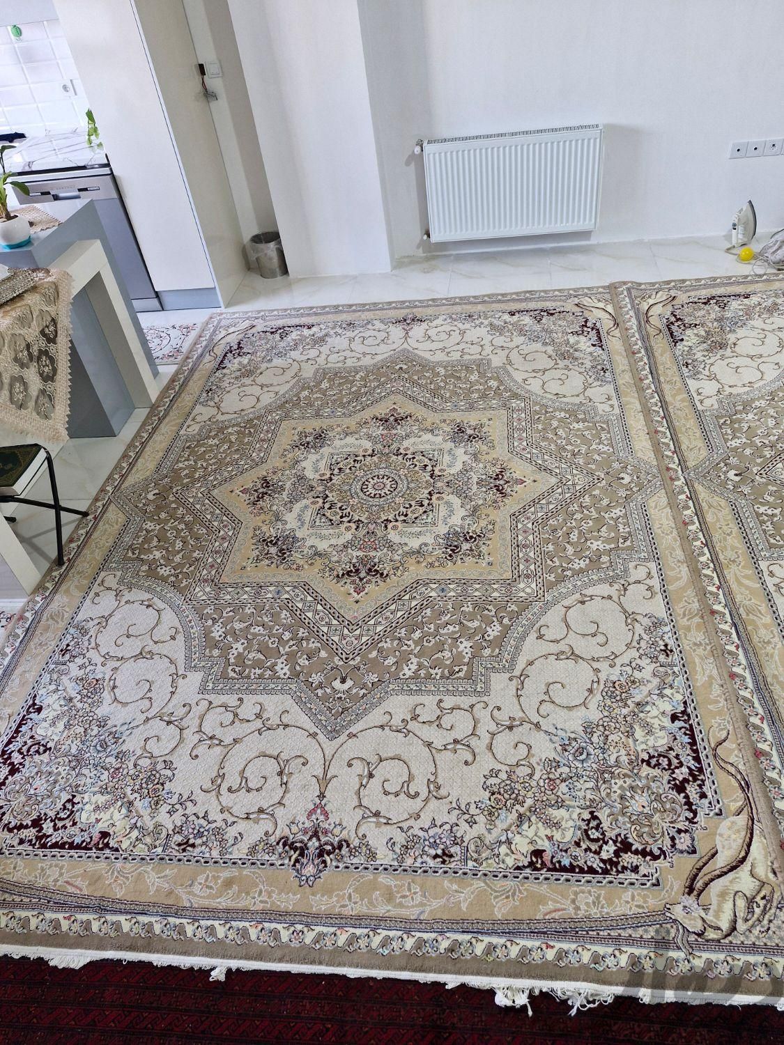 ۴تخته فرش گردویی یه شکل ۹متری|فرش|تهران, علی‌آباد|دیوار