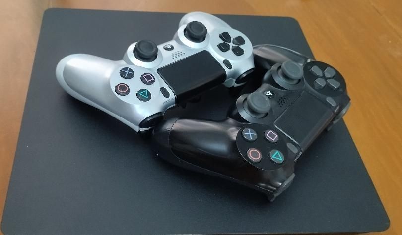 پی اس فور اسلیم 500 گیگ دو دسته Ps4 slim 500Gb|کنسول، بازی ویدئویی و آنلاین|تهران, شمشیری|دیوار