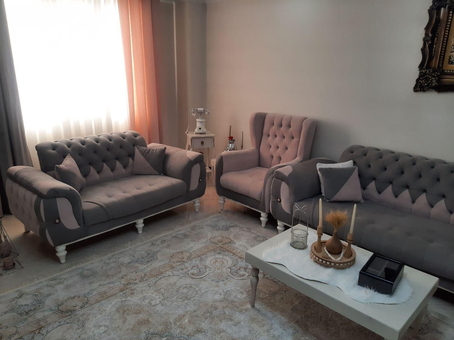 مبل۷ نفره چستر + میز ناهارخوری ۴ نفره مناسب جهیزیه|مبلمان خانگی و میز عسلی|تهران, جنت‌آباد شمالی|دیوار