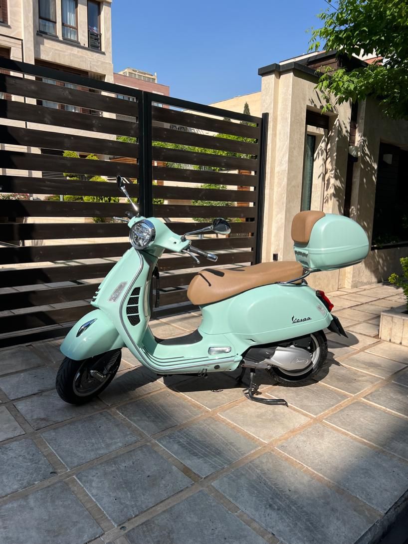 وسپا GTS vespa|موتورسیکلت|تهران, پاسداران|دیوار