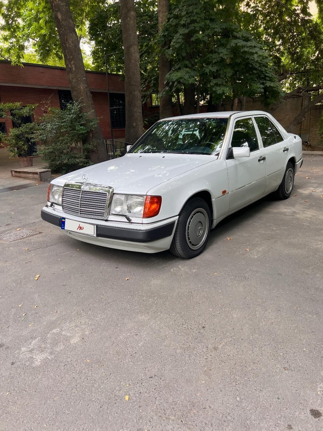 بنز کلاس E E260، مدل 92 شش سیلندر، موتور M103|خودرو سواری و وانت|تهران, اقدسیه|دیوار