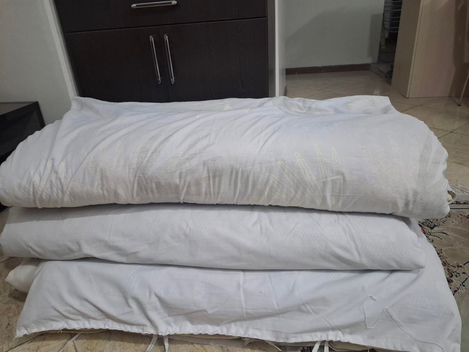 تشک سنتی پشمی و پنیه ای|رختخواب، بالش، پتو|تهران, طرشت|دیوار