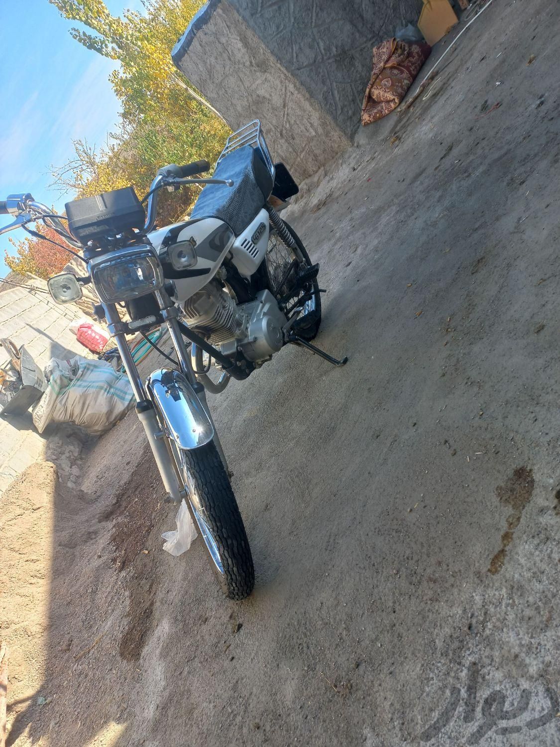 موتور سیکلت 150مدل ۸۴ بدونه ایراد پلاک قدیمی|موتورسیکلت|تبریز, |دیوار
