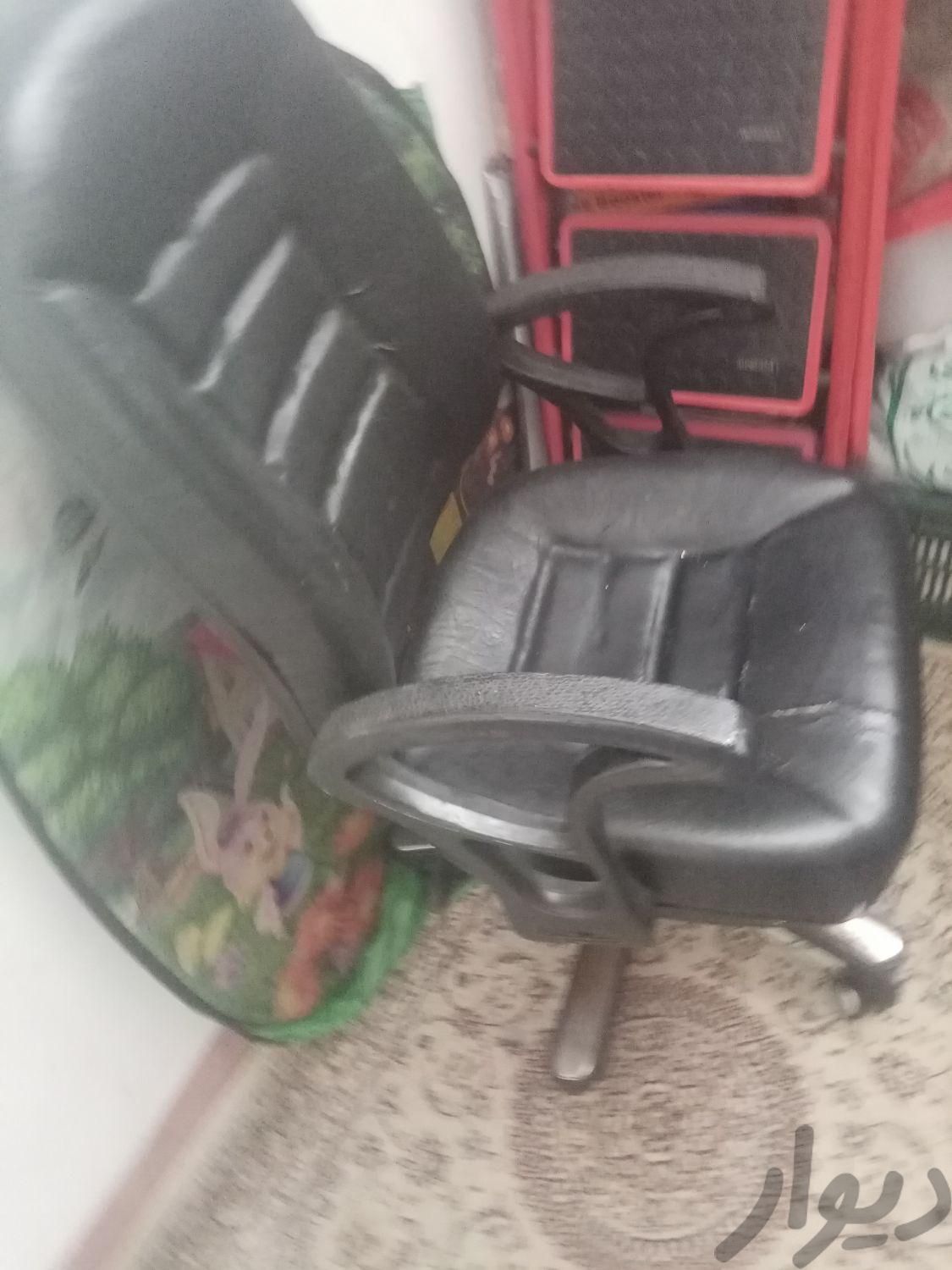 صندلی چرخ دار صندلی|صندلی و نیمکت|دماوند, |دیوار
