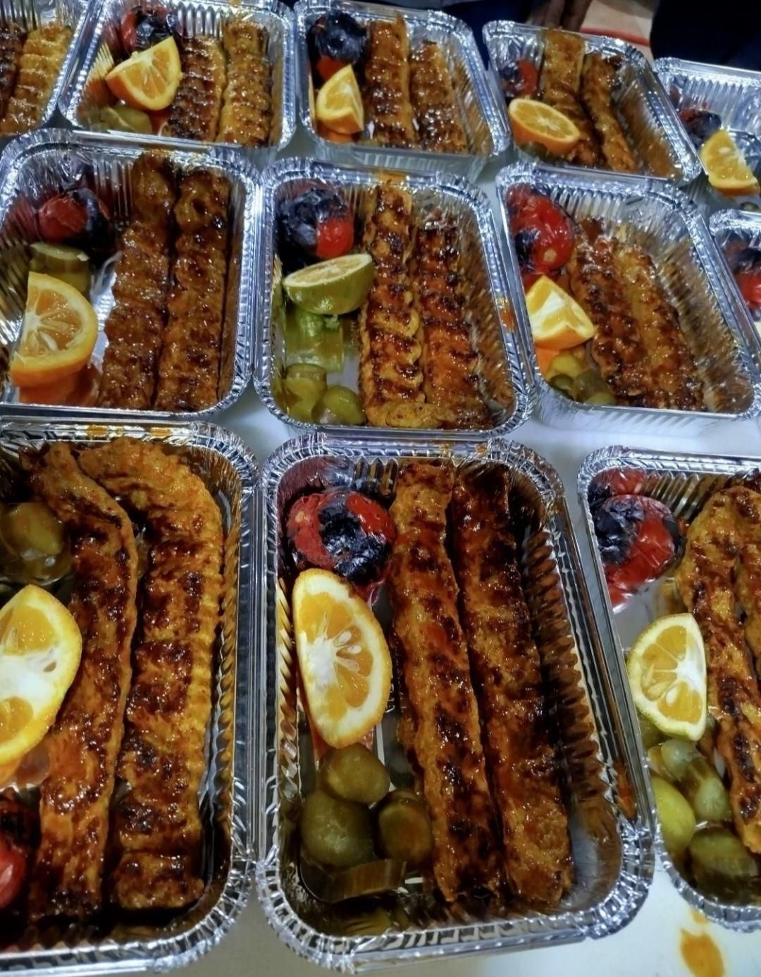 کترینگ جوجه ترافیک برای مراسم قیمت عالی کیفیت بالا|خدمات پذیرایی، مراسم|تهران, زنجان|دیوار