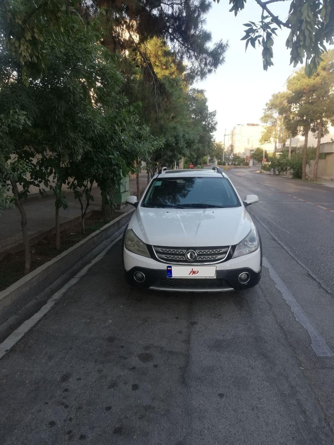 دانگ فنگ H30 کراس، مدل ۱۳۹۵|خودرو سواری و وانت|شیراز, ارم|دیوار