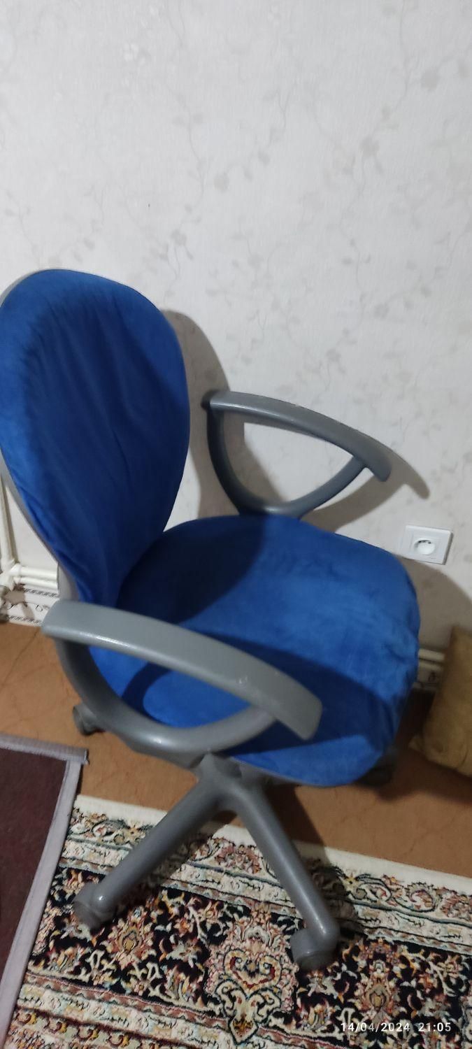 صندلی اداری|صندلی و نیمکت|کرج, کوی فرهنگ|دیوار