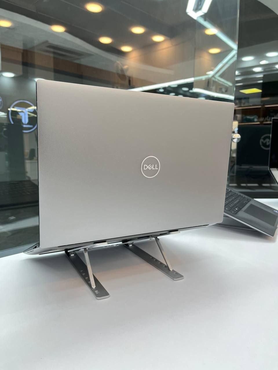 لپ تاپ دل dell 5550 i7/32/512/4G/touch|رایانه همراه|تهران, میدان ولیعصر|دیوار