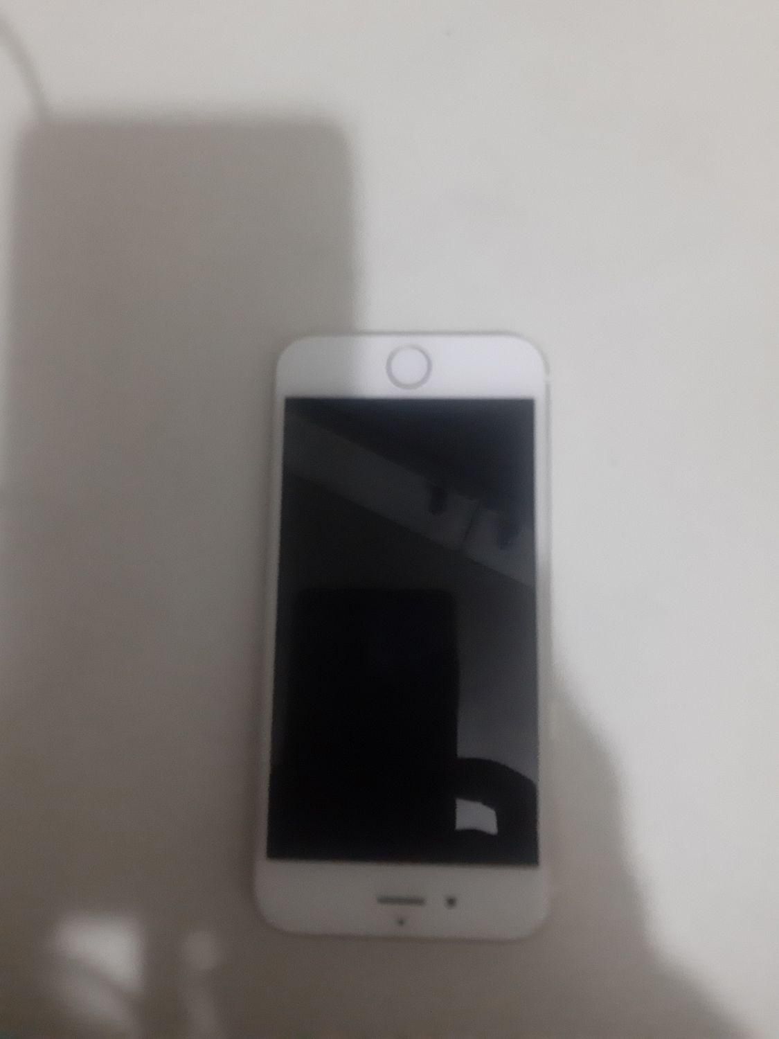 اپل iPhone 6 ۶۴ گیگابایت.کوشی.خاموش.شود.|موبایل|تهران, آهنگ|دیوار