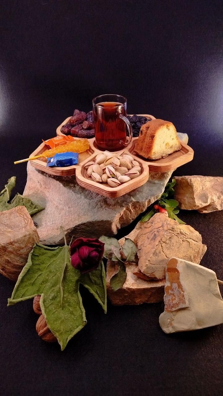 اردوخوری پذیرایی چوبی طرح گل شش خانه تولیدی|ظروف سرو و پذیرایی|تهران, وردآورد|دیوار