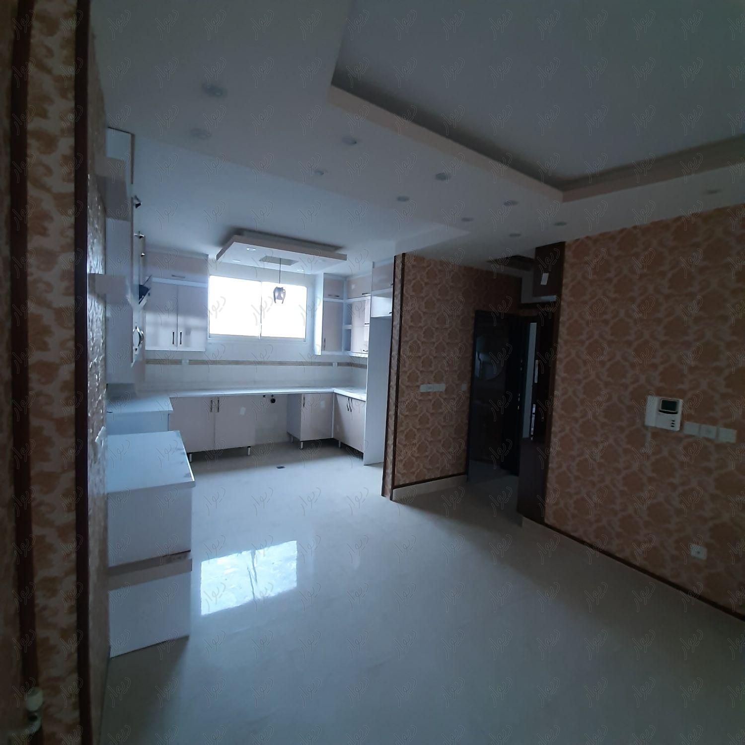 آپارتمان 100 متری دوخواب تمیز|اجارهٔ آپارتمان|اصفهان, لنبان|دیوار