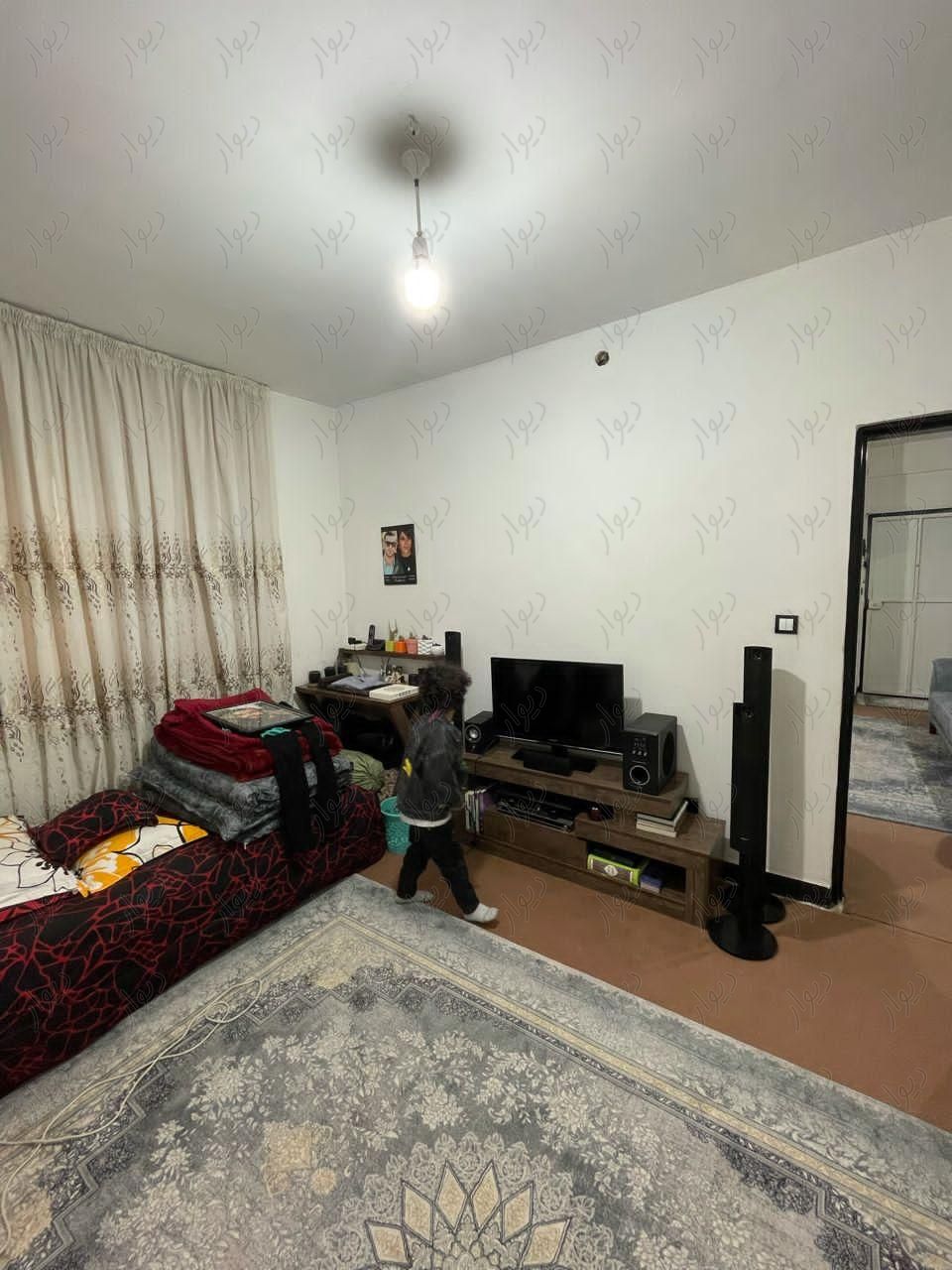 رهن کامل یک واحد مسکونی در بلوار ایثار شمالی|اجارهٔ آپارتمان|شیراز, کوی زهرا|دیوار