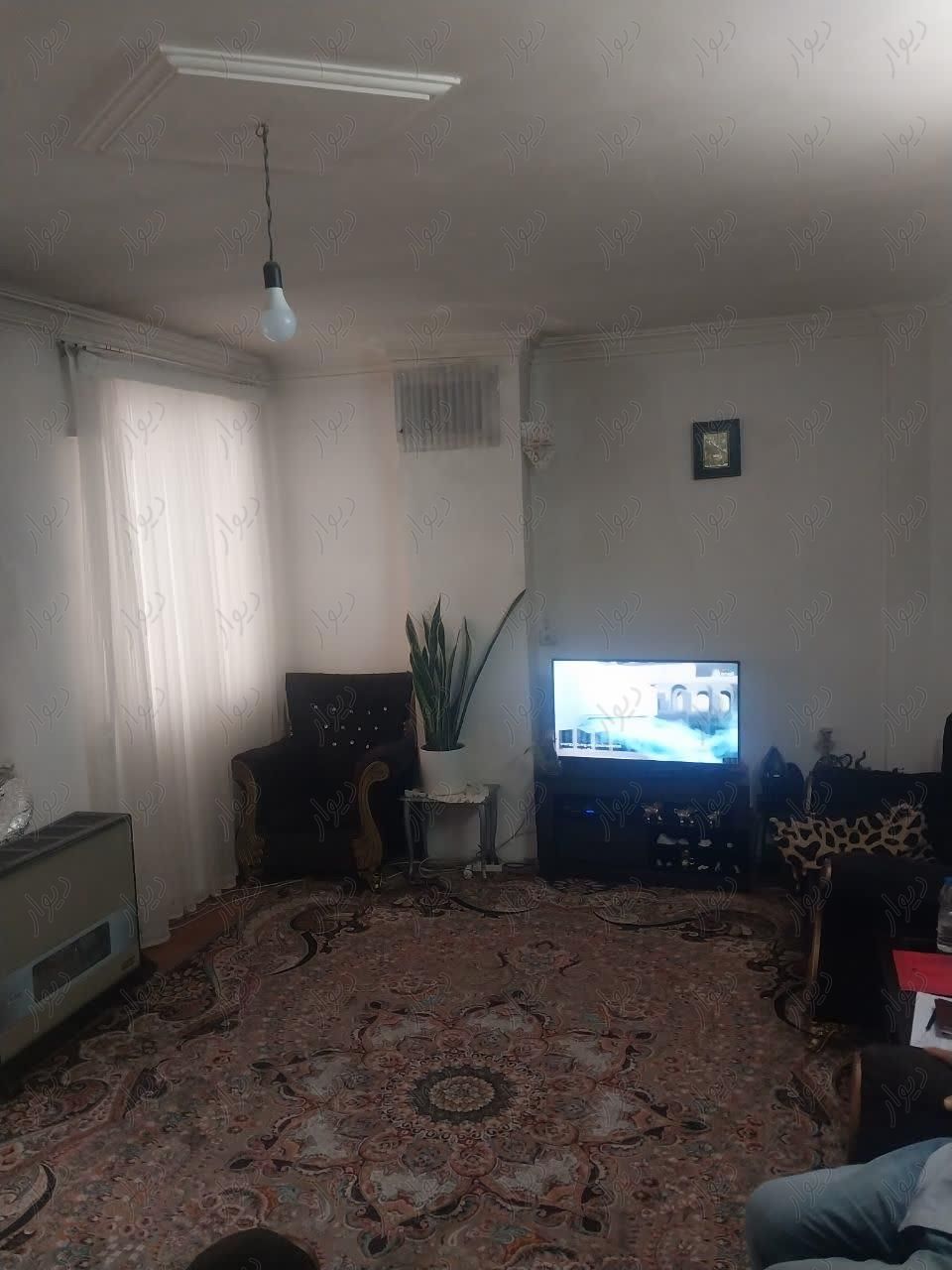 ۳ طبقه دربستی تمیز نورگیر|اجارهٔ خانه و ویلا|تهران, شوش|دیوار