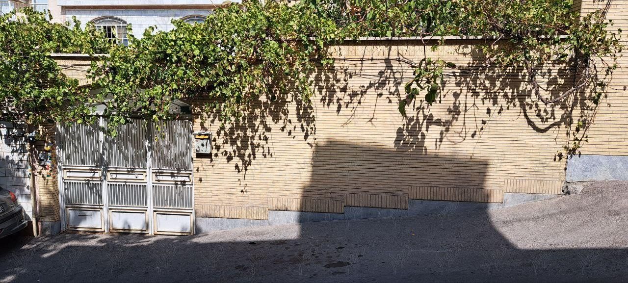 اجاره حیاط دربست در ولیعصر روبروی ایرداک|اجارهٔ خانه و ویلا|تبریز, |دیوار