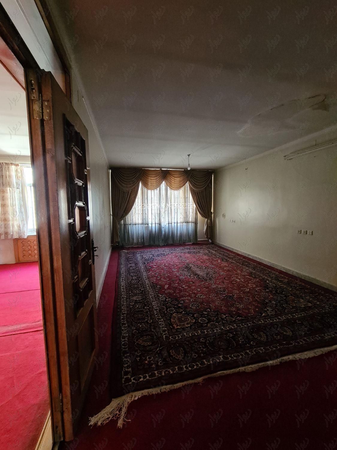 ویلایی ۳۲۰ متر حاشیه هاشمی نژاد|اجارهٔ خانه و ویلا|مشهد, هاشمی‌نژاد|دیوار