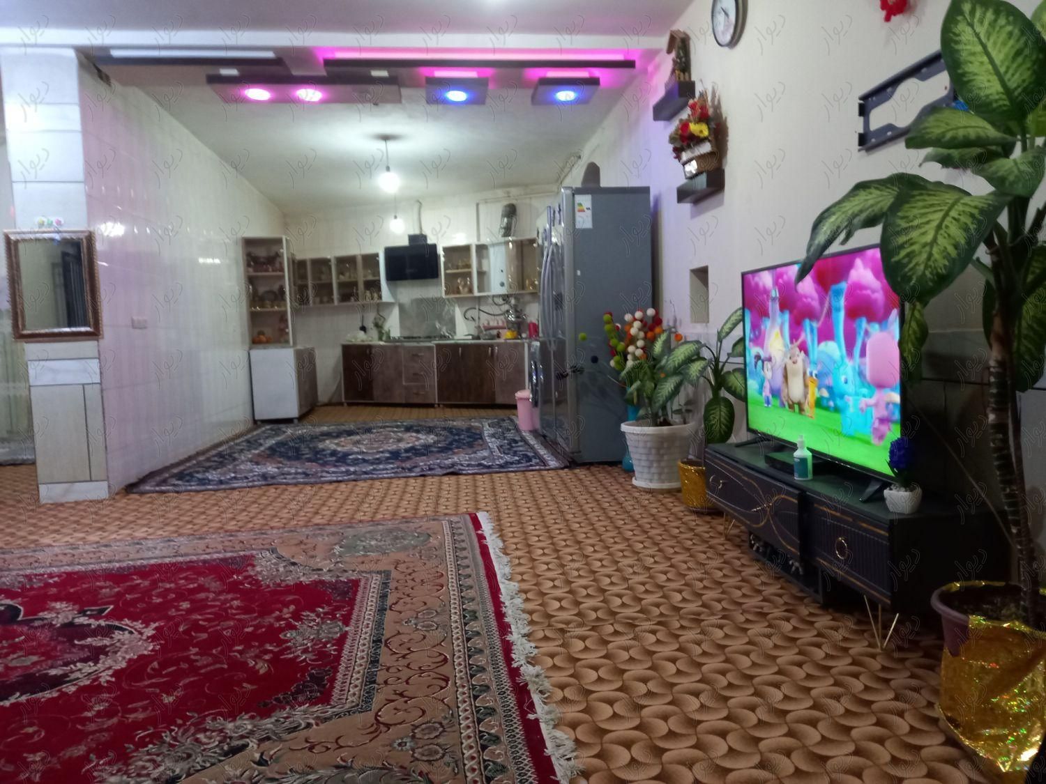 اجاره خانه مکانی ارام و دنج|اجارهٔ خانه و ویلا|اصفهان, گلستان|دیوار