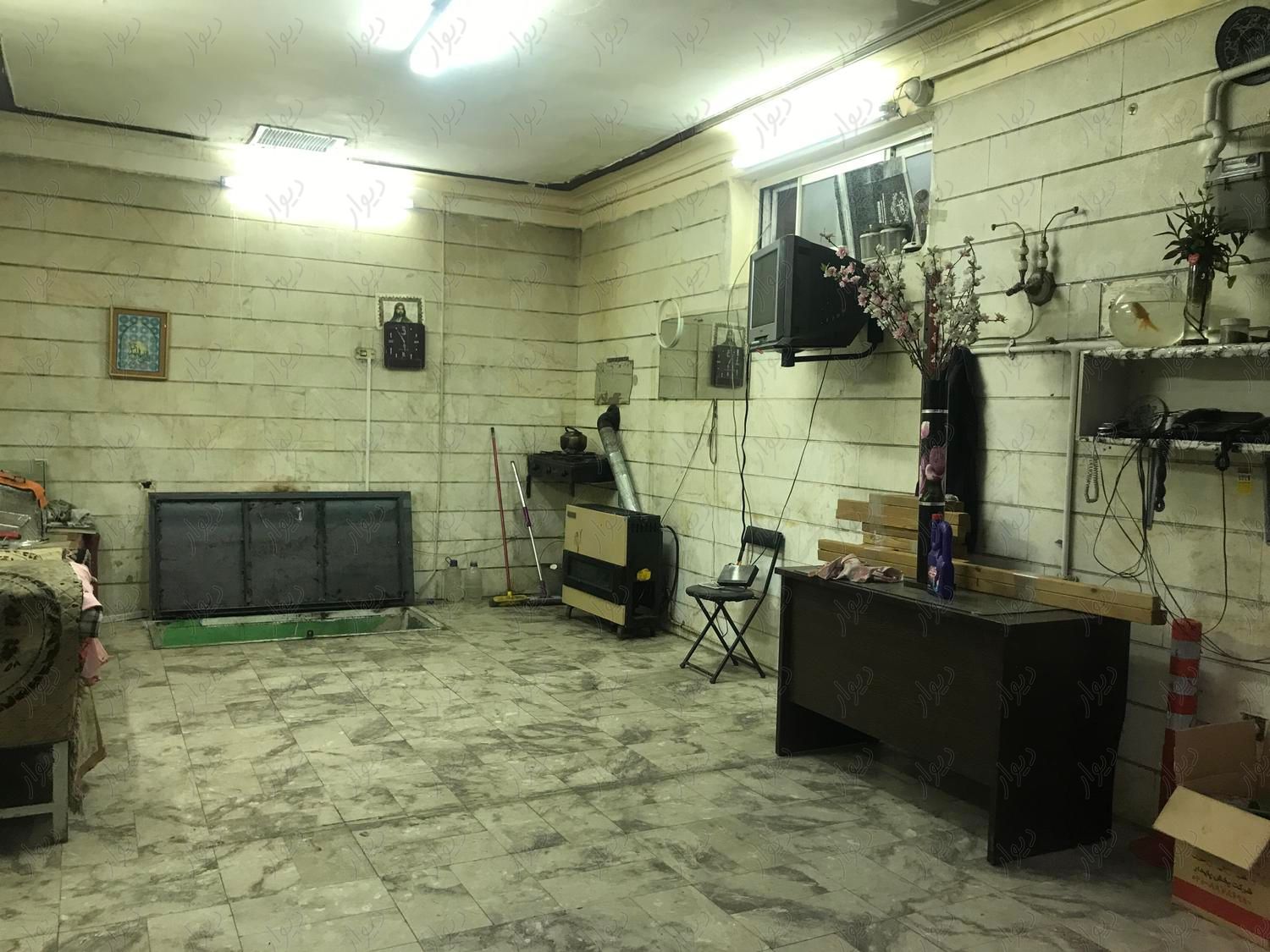 ٣٠ متر همکف /٣٠ متر زیرزمین با سرویس بهداشتی|اجارهٔ مغازه و غرفه|تهران, پلیس|دیوار