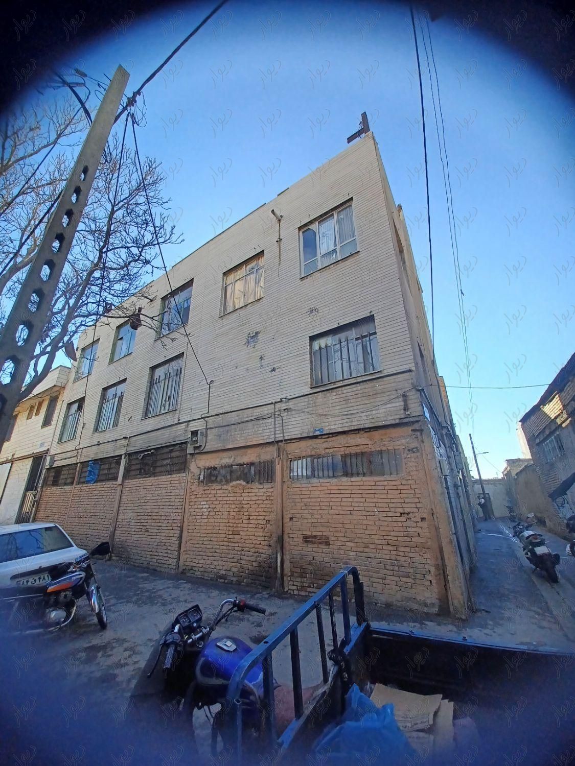 خانه ۱۵۲ متری|فروش زمین و کلنگی|تهران, شوش|دیوار